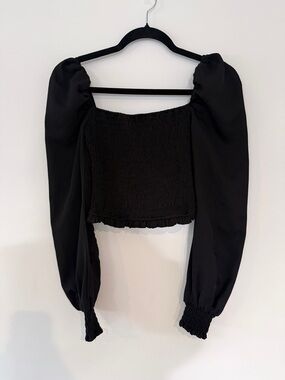 Superdown REVOLVE Black Smocked Puff-Sleeve Crop Top